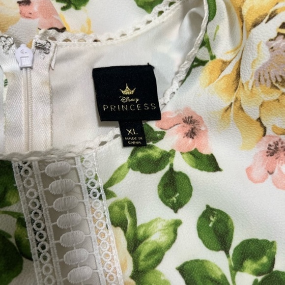 Disney Princess Belle Inspired Skater Floral Dress Juniors Size XL Yellow - Picture 7 of 8